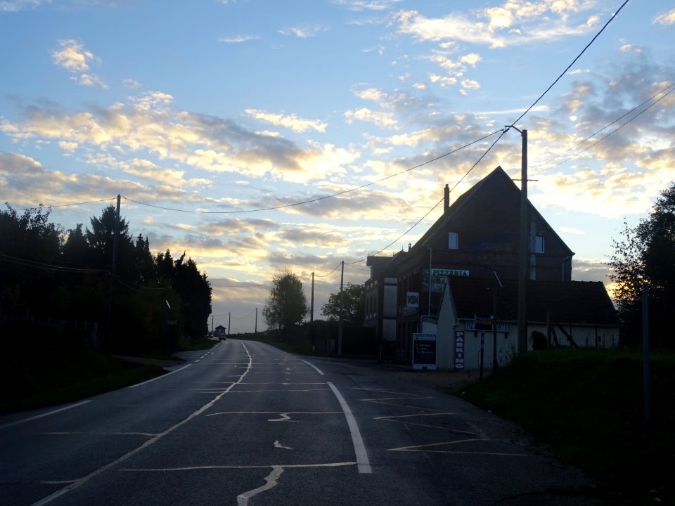 Vue depuis la N31 qui monte bien pour sortir de Rouen, Sei… 