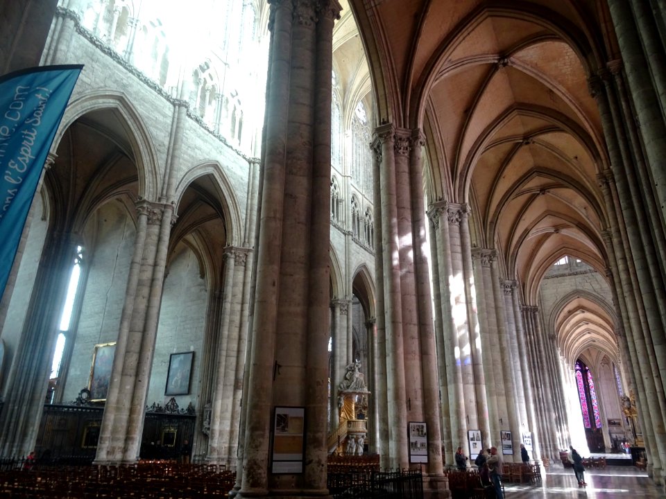 Nef, cathédrale Notre-Dame, Amiens, Somme 