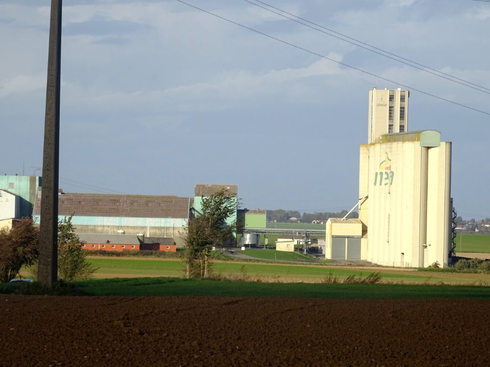 La sucrerie, entre Boiry-Sainte-Rictrude et Boisleux-au-Mo… 