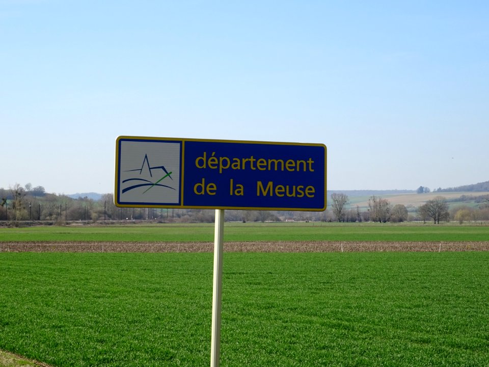 Je suis de retour dans la Meuse, après 10 km environ en Be… 