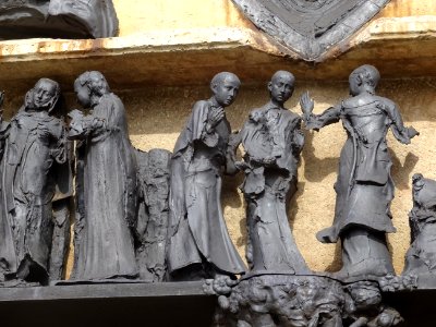 Fronton, église Saint-Ayoul, Provins, Seine-et-Marne 