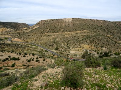Vue vers le versant est et la descente 