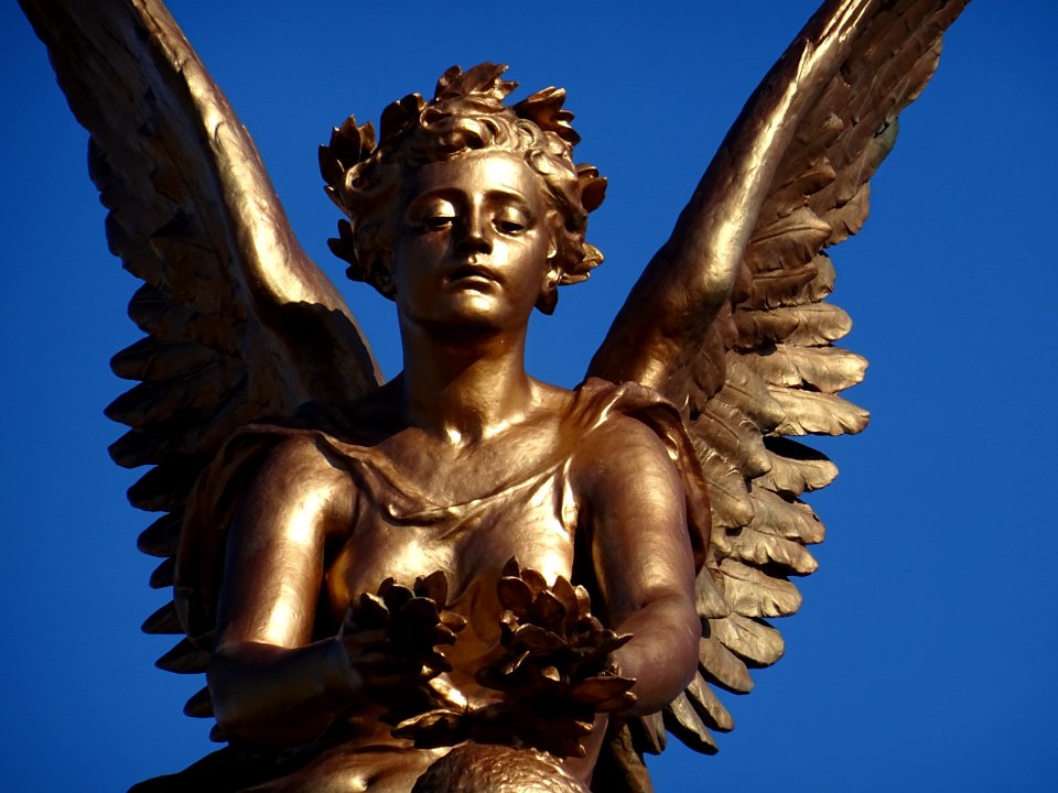 Monument aux morts de 1870, place d'Alsace-Lorraine, Sedan… 