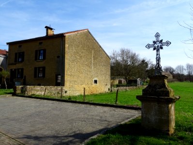 Un crucifix, Torgny, Wallonie, Belgique 