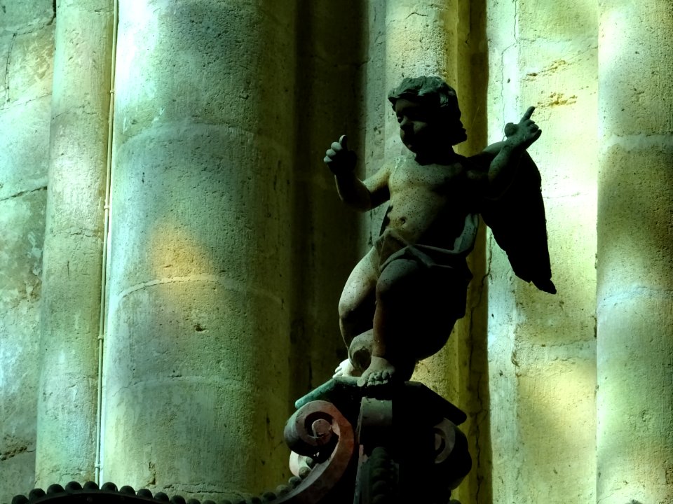 Ange, basilique Notre-Dame d'Avioth, Avioth, Meuse 