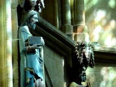 Sculpture en pierre peinte, basilique Notre-Dame d'Avioth,… 