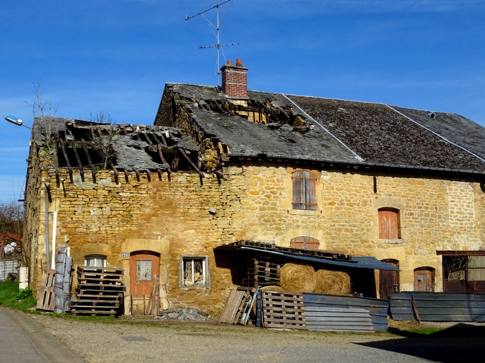 Corps de ferme, Aillicourt, Ardennes 