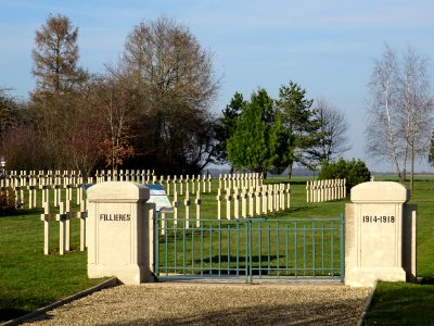 L'entrée du cimetière militaire français 1914-1918, Filliè… 