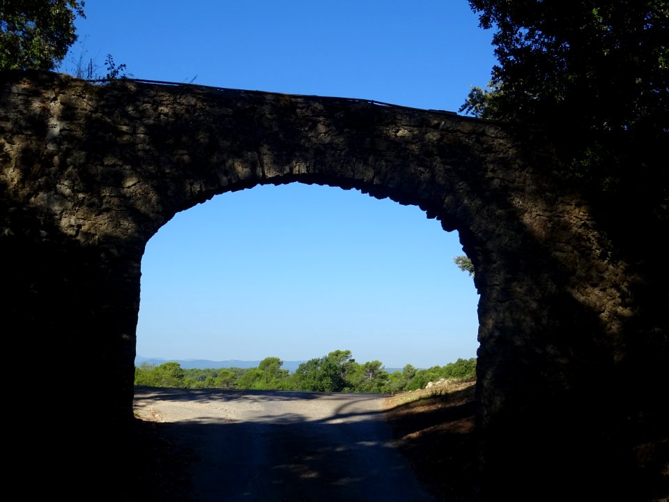 Paysage du Var entre Mentone et le chemin de Salgues 