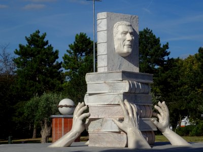 Monument en mémoire à Louis Talamoni, Champigny-sur-Marne,… 