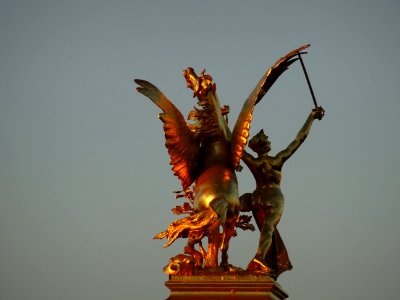 Lever de soleil sur Paris 