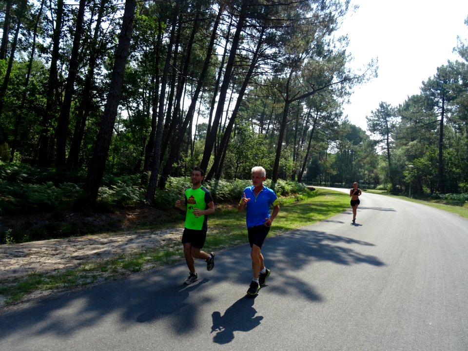 Une partie avec 2 autres coureurs rencontrés en cours de r… 