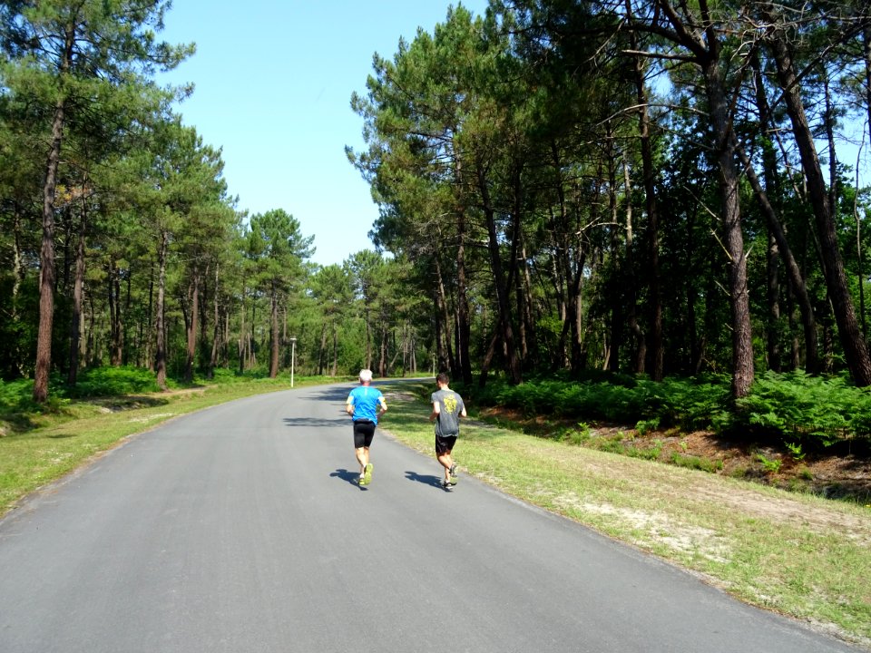 Une partie avec 2 autres coureurs rencontrés en cours de r… 
