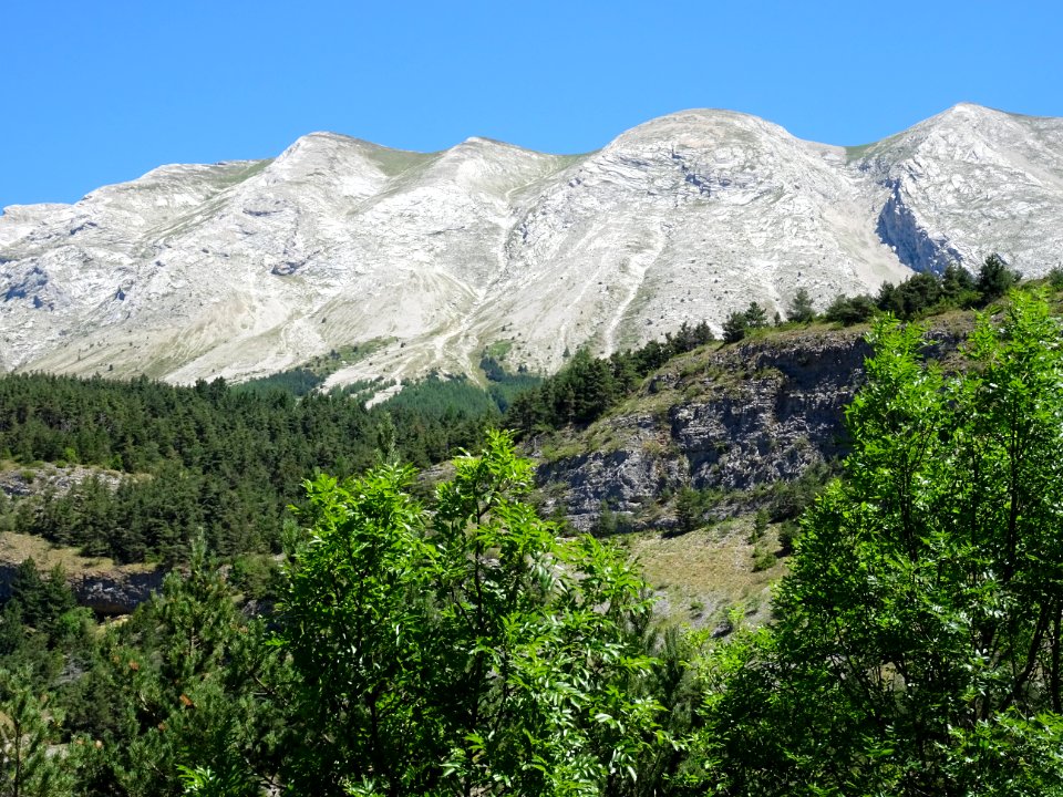 Les crêtes dans le massif du Dévoluy 