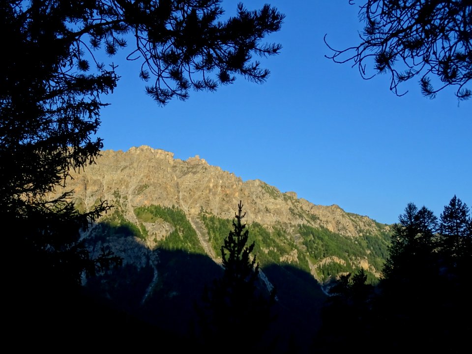 Lueurs sur la Crête de Vars 