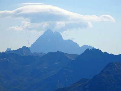 Vue depuis le Col de la Colette Verte 2900 m, vers le Mont… 