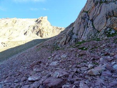 Montée vers le Col de la Colette Verte, passage où la roch… 