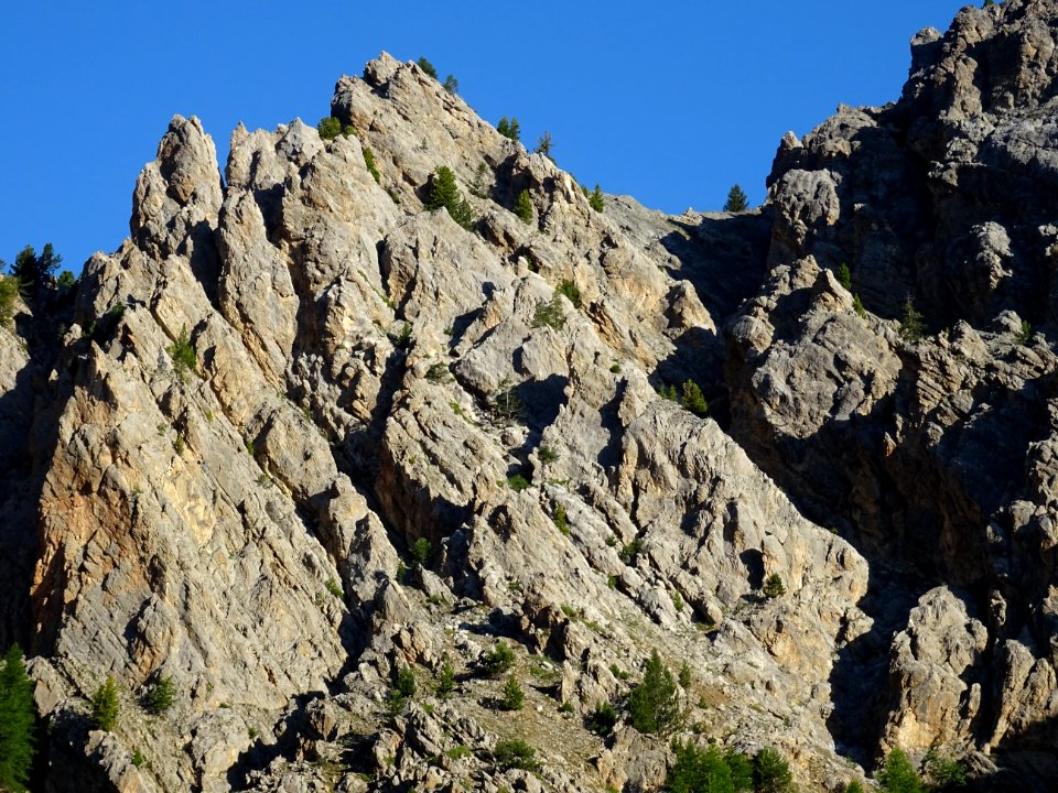 Reliefs sous la crête de La Main de Dieu 