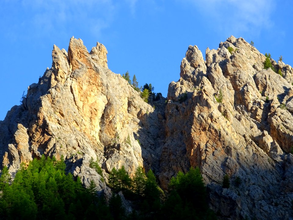 Reliefs sous la crête de La Main de Dieu 