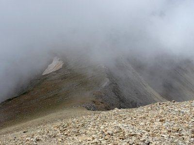 Depuis le Pic du Mourre-Froid, vue sur la descente vers le… 