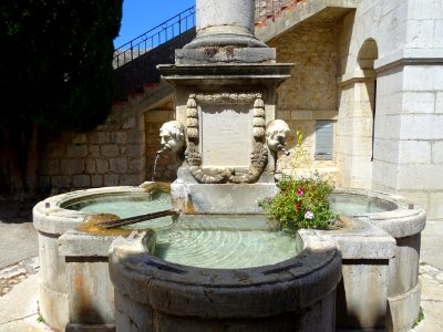 Fontaine, Gourdon, Alpes-Maritimes 