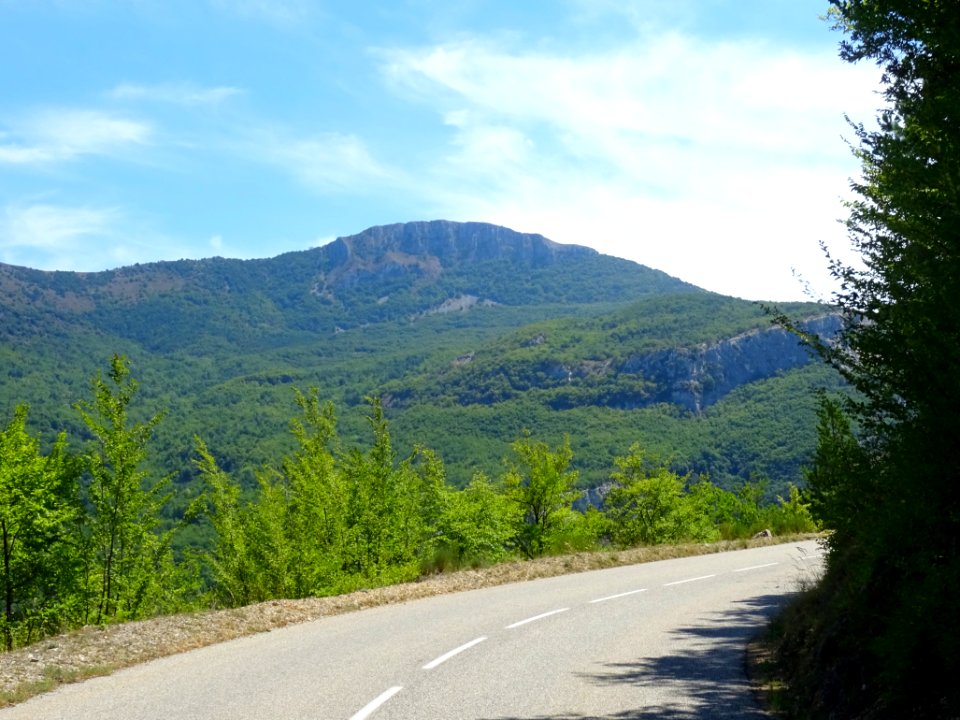 Sur la route entre Cipières et Gourdon, Alpes-Maritimes 