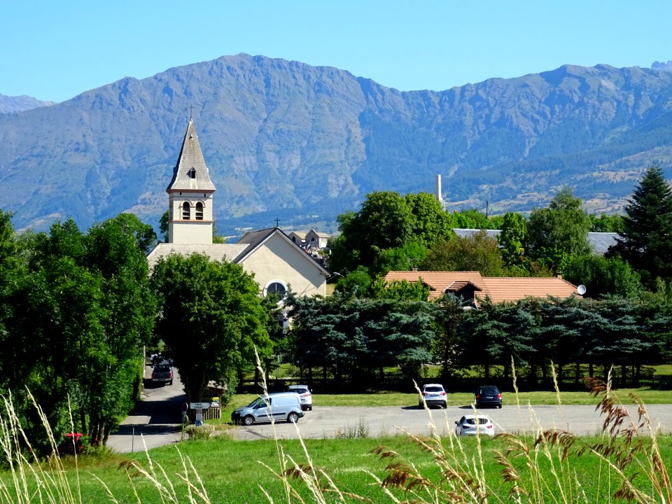 Eglise Saint-Pierre, Le Bourg, Laye, Hautes-Alpes 