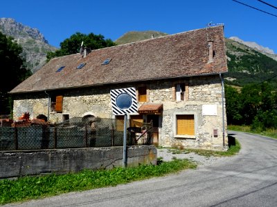 Dans cette maison est né Dominique Villars, botaniste et m… 