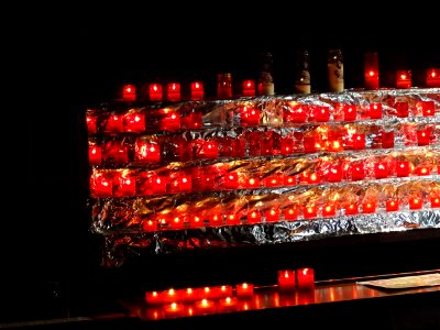 Bougies, basilique Notre Dame de La Salette, sanctuaire No… 