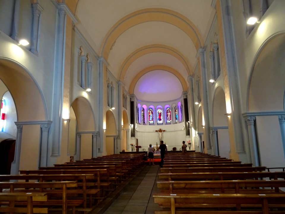 Intérieur de l'église Saint-Pierre, Corps, Isère 