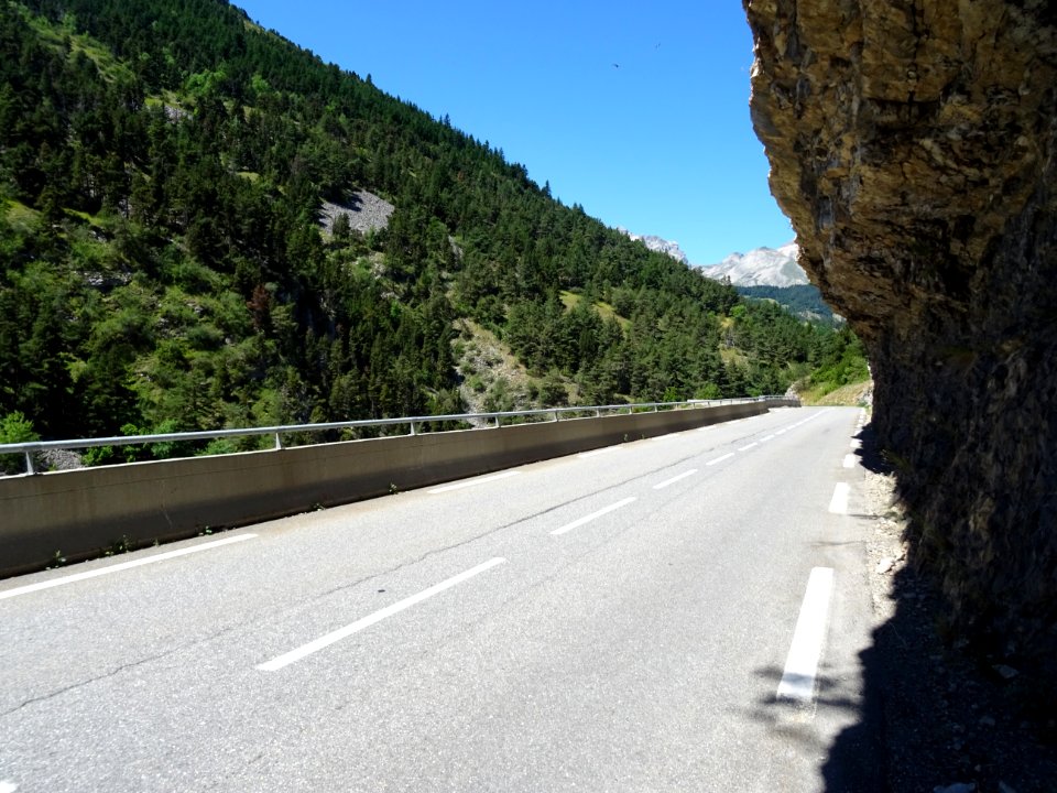 Sur la D17, dans les gorges de la Souloise, Hautes-Alpes 