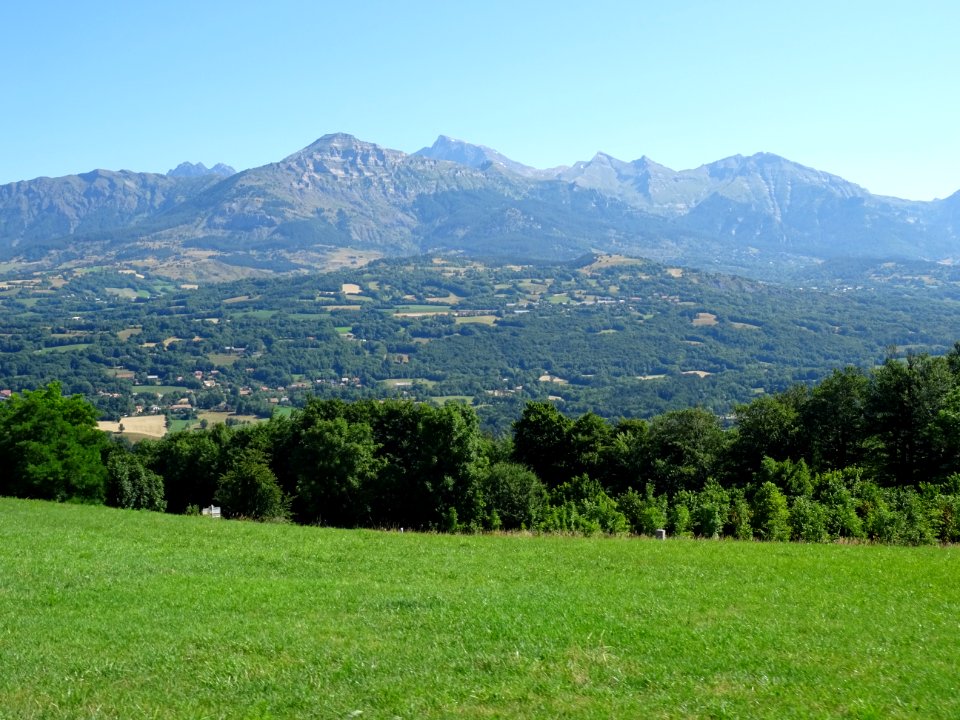 Après le col Bayard, entre Chauvet et Laye, paysage du Cha… 