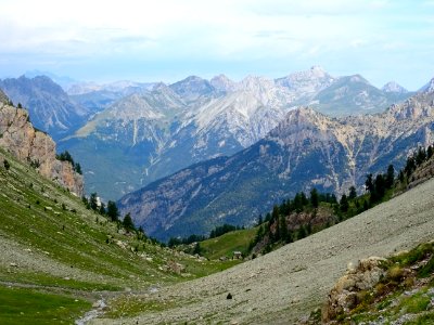 Dans le bas du Vallon des Pelouses, la bergerie d'Andrevez… 