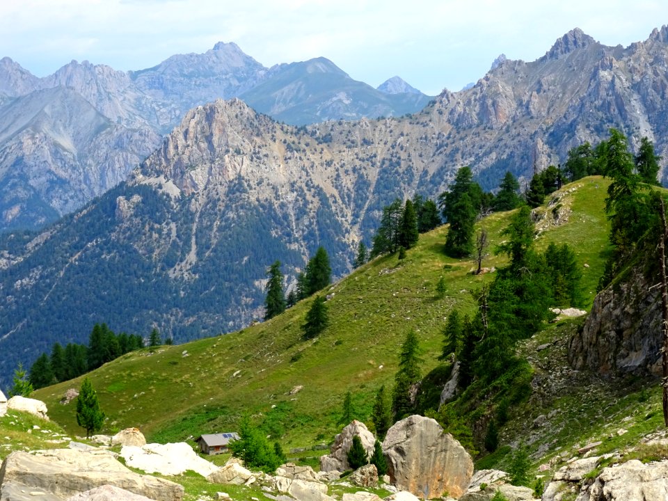 Dans le bas du Vallon des Pelouses ... on distingue la ber… 