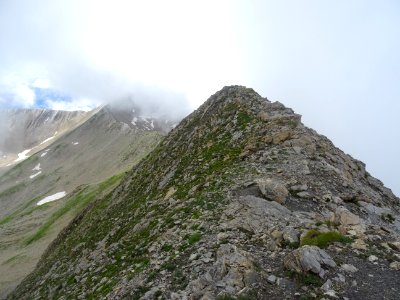 Dans la descente du Pic du Mourre-Froid, suite de l'arête … 