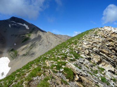 Je rejoins la crête de la Dent, le col des Tourettes est d… 
