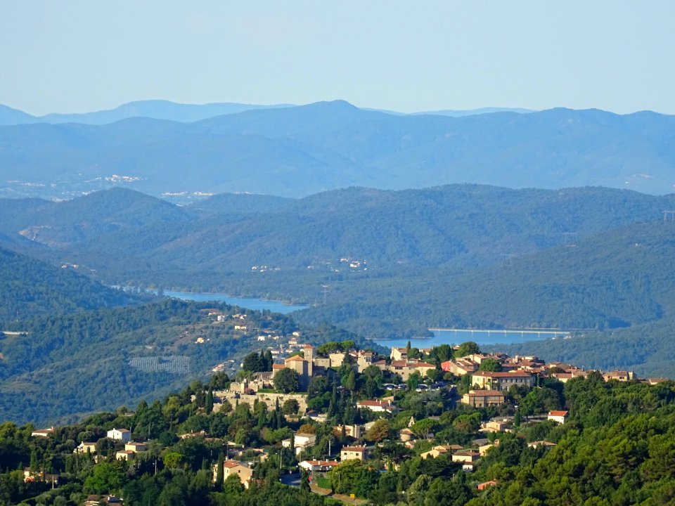 Depuis la route Napoléon, au-dessus de Grasse, vue vers Ca… 