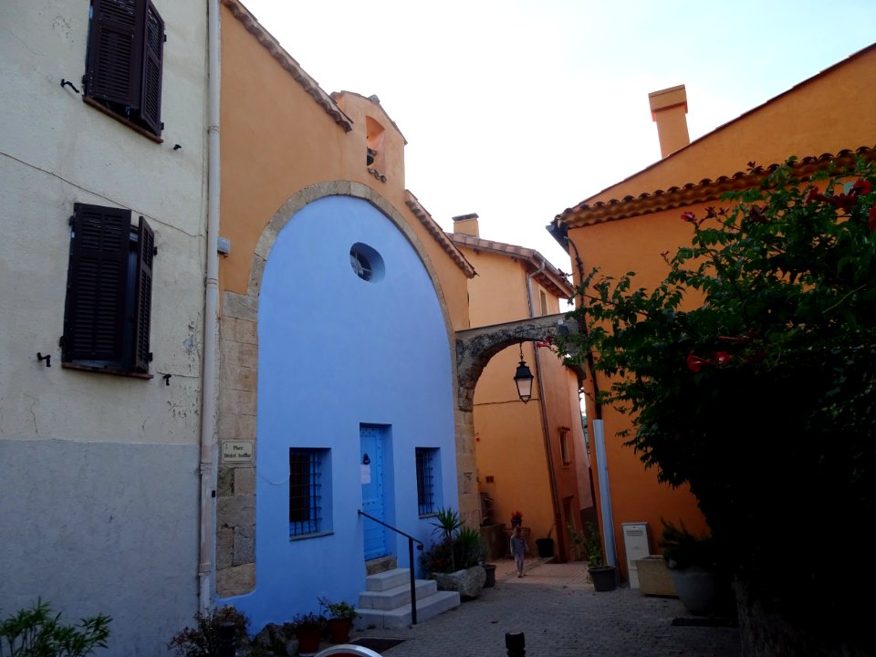 Maisons, Bonson, Alpes-Maritimes 