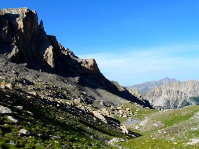 Dans le Vallon Claus, regard arrière sur la petite mare te… 