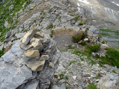 A la verticale à 5m au-dessus du Col de la Règue 2725m ...… 