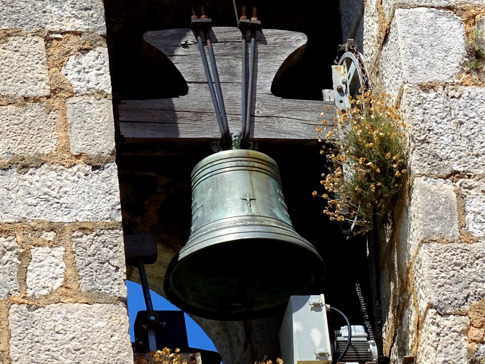 Cloche de l'église Saint-Pierre, Gréolières, Alpes-Maritim… 
