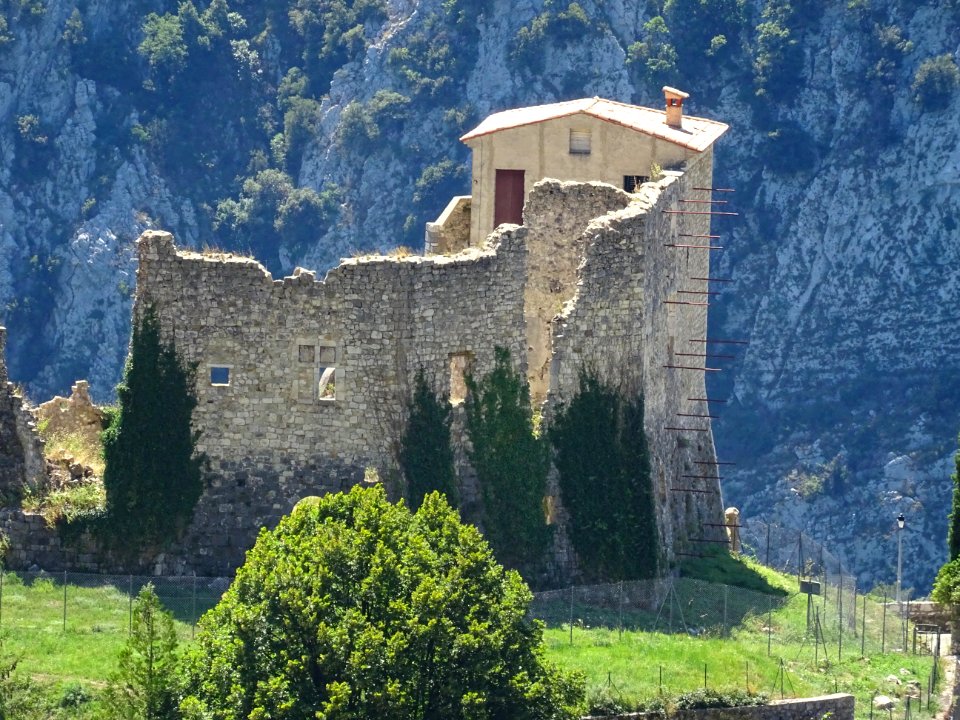 Ruines du château de Basses-Gréolières, Gréolières, Alpes-… 