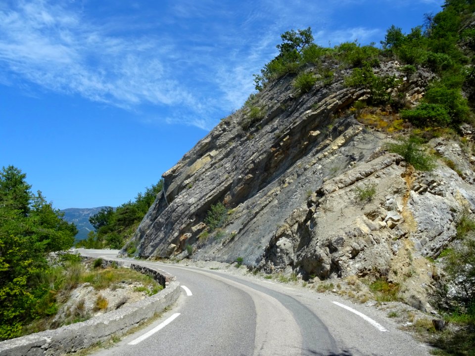 La route entre Conségudes et Les Ferres, Alpes-Maritimes 