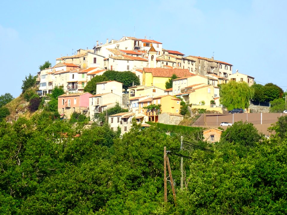 Vue sur Tourette-du-Château, Alpes-Maritimes 