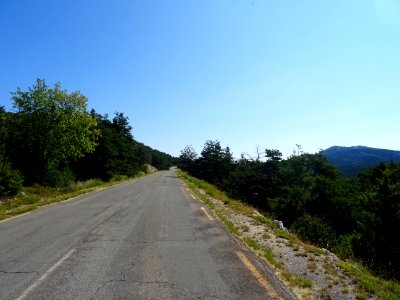 Longue montée régulière à la station de Gréolières-les-Nei… 