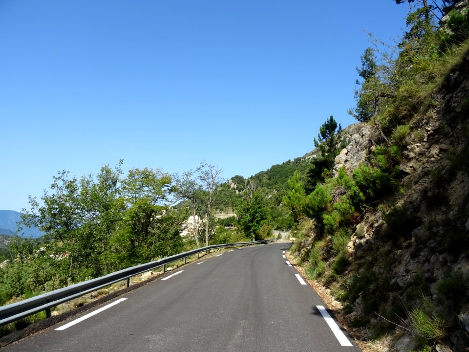 Sur la route vers Toudon, Alpes-Maritimes 