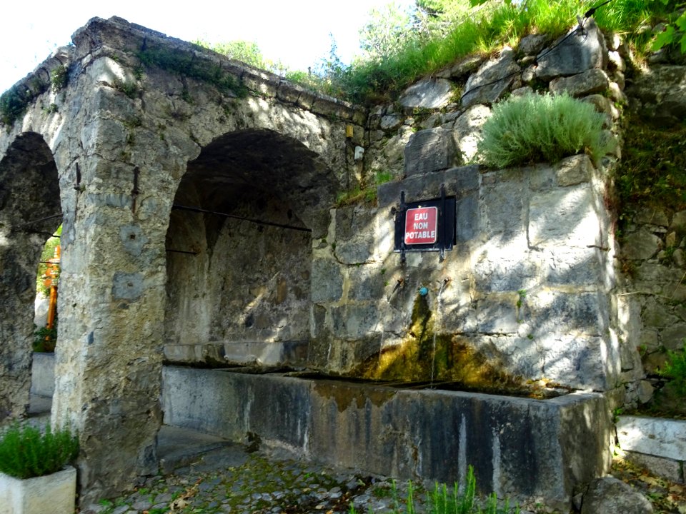 Fontaine, Toudon, Alpes-Maritimes 