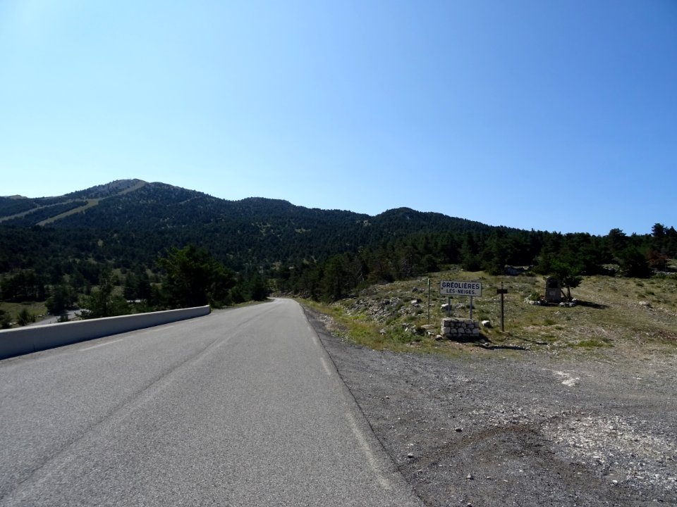 Arrivée au panneau Gréolières-les-Neiges, Alpes-Maritimes 