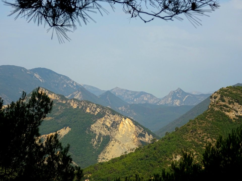 Vue depuis le Col de Rostan, 625m, Alpes-Maritimes 