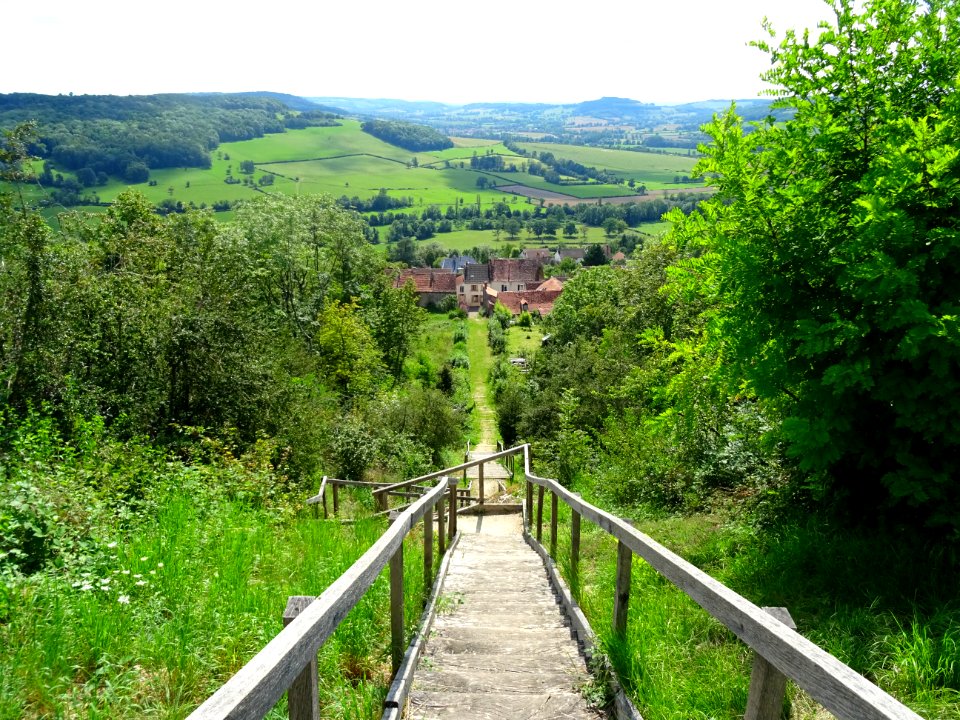 Depuis la statue de Vercingétorix, l'escalier pour redesce… 